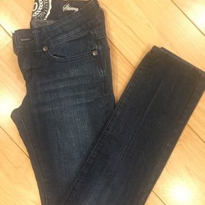 YMI skinny jeans size 0 BNWOT